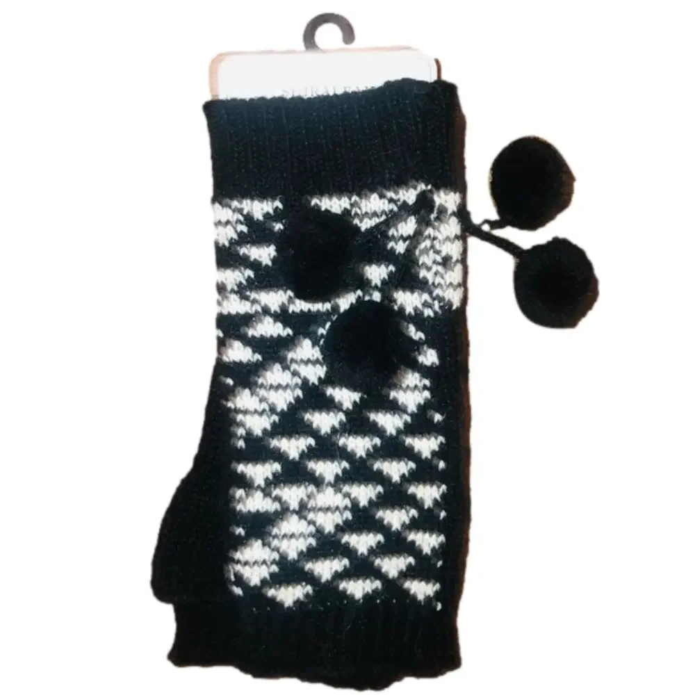 SHIRALEAH Black Fingerless Gloves